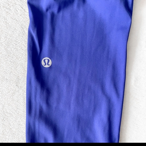 Lululemon Fast and Free Leggings 28" - Picture 8 of 9